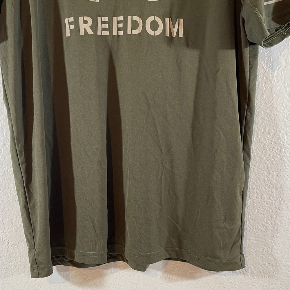 Under Armour Men's New Freedom Iso-chill Short Sleeve T-Shirt Size Large - Picture 4 of 9